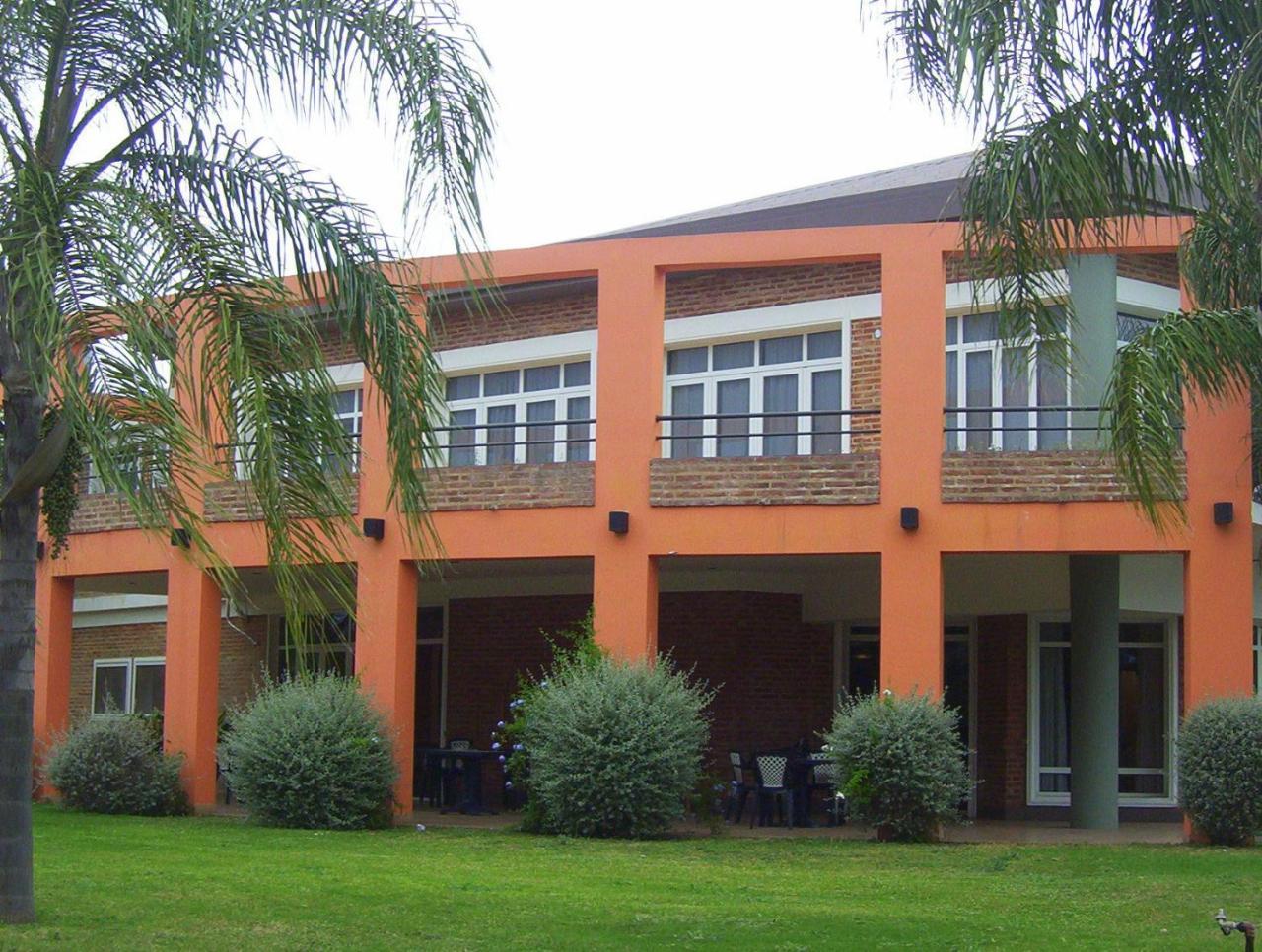Catange Hotel Charata Exterior photo